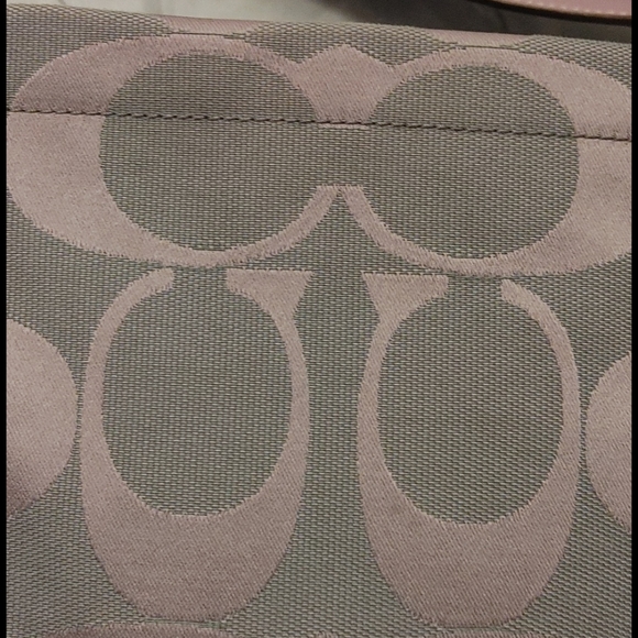 Coach Hobo - Picture 2 of 3